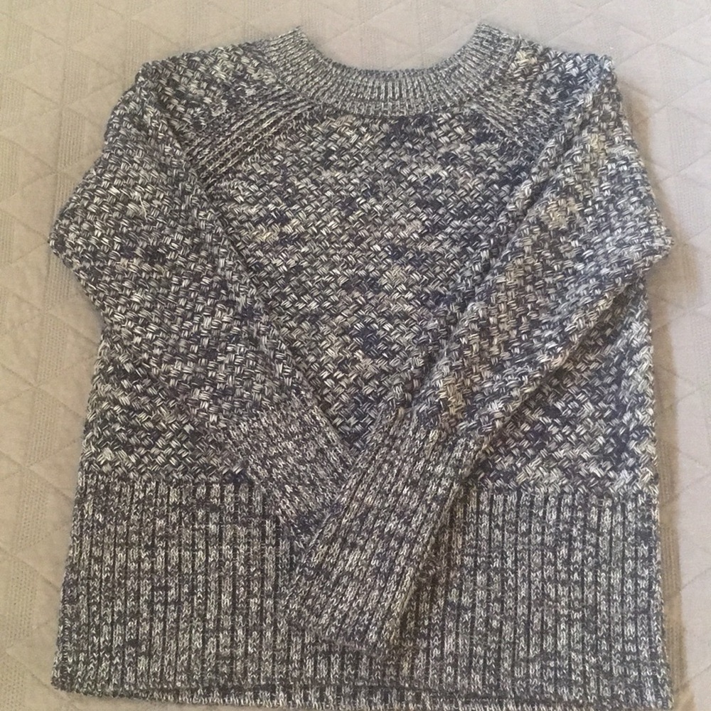 Women’s sweater